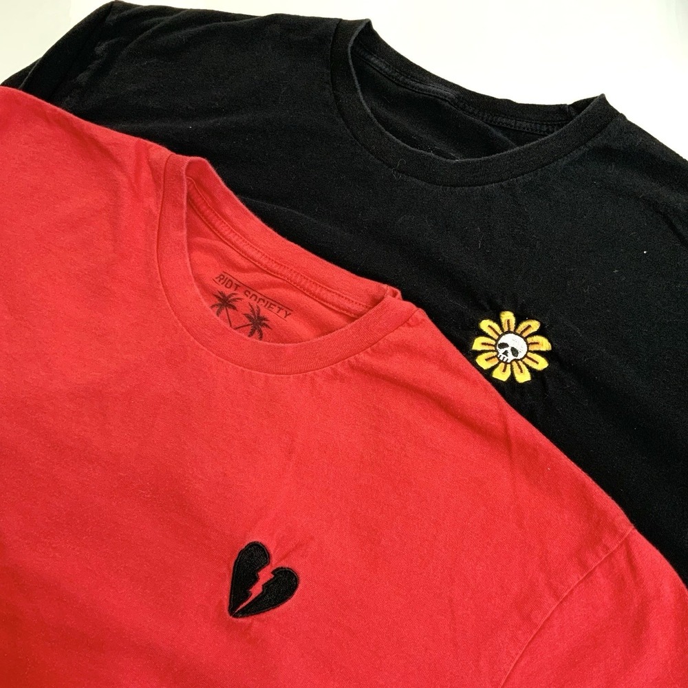Riot Society Sz Large Embroidered Broken Heart & Skull Flower Black Red T-Shirts